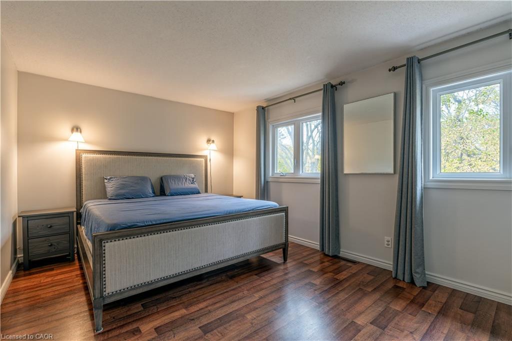 13-2230 Walkers Line, Burlington, ON - Indoor Photo Showing Bedroom