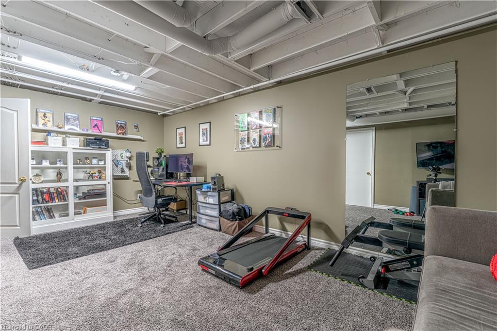 13-2230 Walkers Line, Burlington, ON - Indoor Photo Showing Gym Room