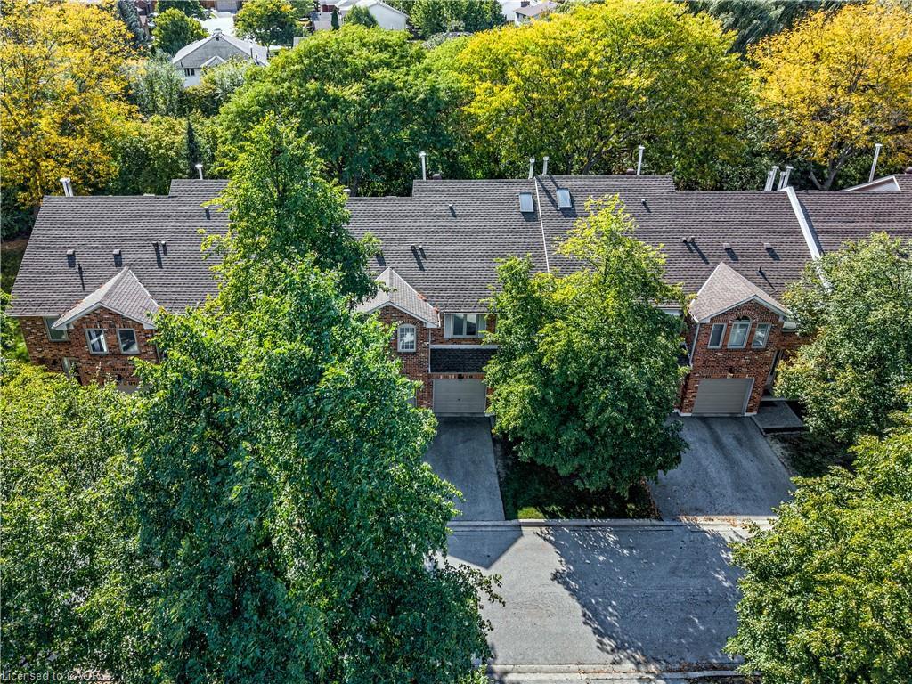 13-2230 Walkers Line, Burlington, ON - Outdoor