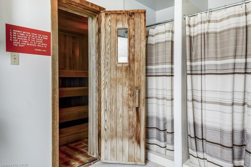 1002-2055 Upper Middle Road, Burlington, ON - Indoor