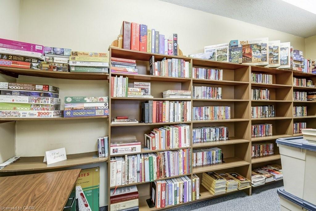 1002-2055 Upper Middle Road, Burlington, ON - Indoor