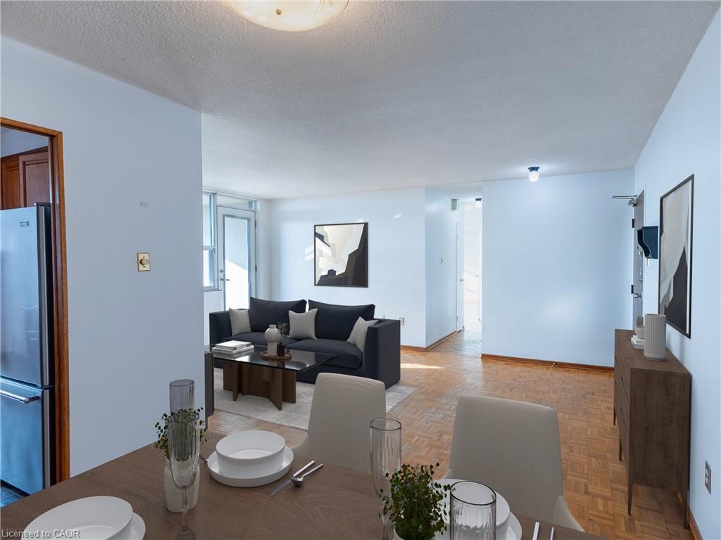 1103-966 Inverhouse Drive, Mississauga, ON - Indoor Photo Showing Dining Room