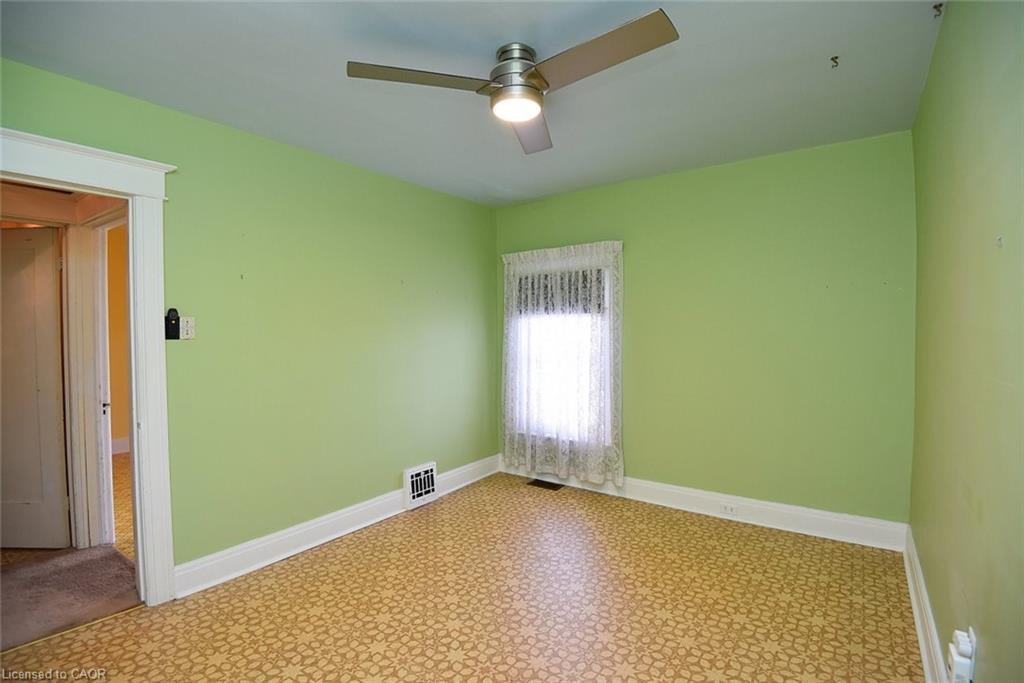 65 Young Street, Welland, ON - Indoor Photo Showing Other Room