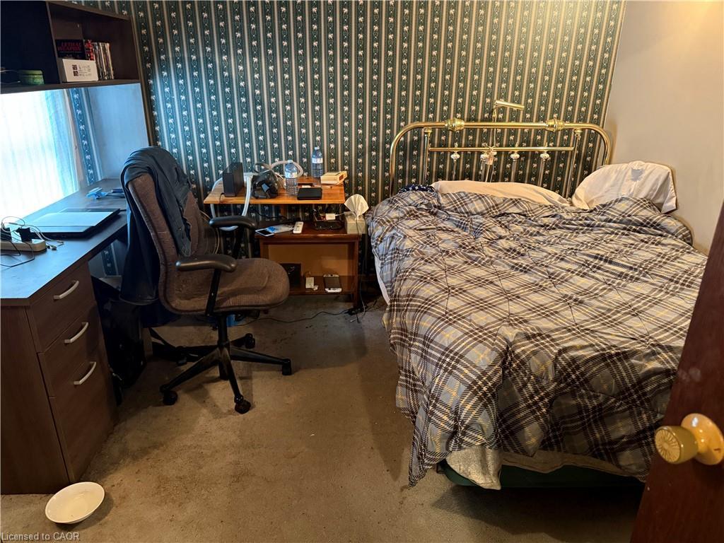 205 Locke Street N, Hamilton, ON - Indoor Photo Showing Bedroom