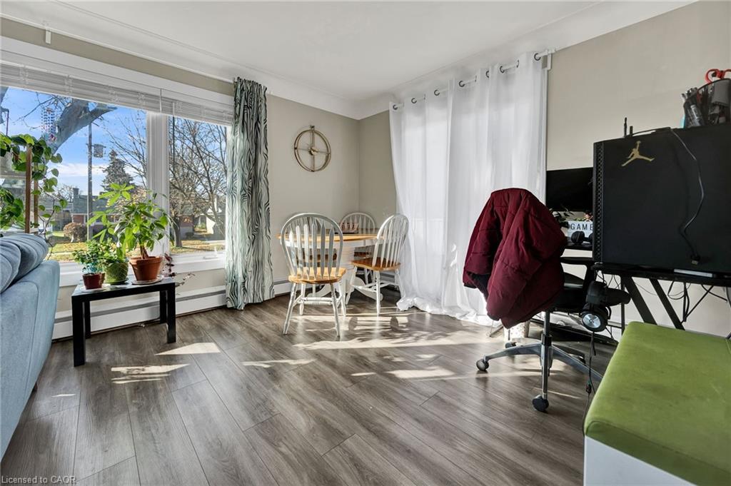 219 Sixth Avenue, Kitchener, ON