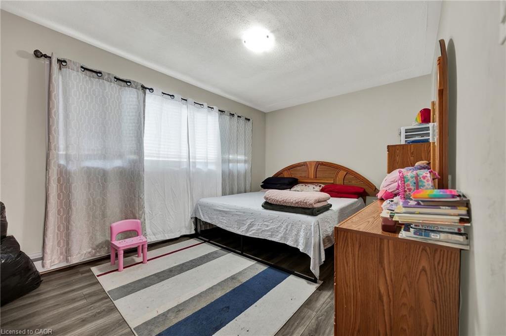 219 Sixth Avenue, Kitchener, ON