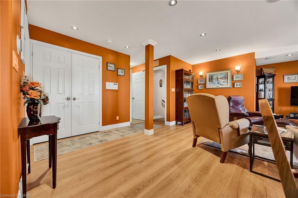 219 Sixth Avenue, Kitchener, ON