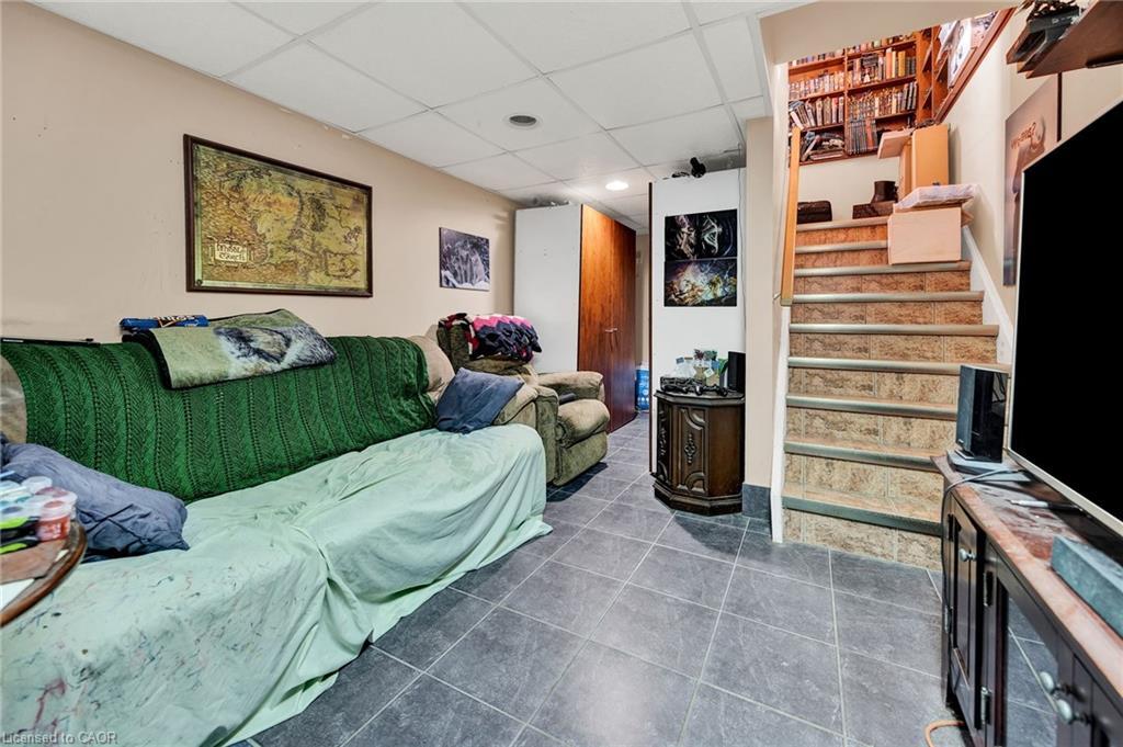 219 Sixth Avenue, Kitchener, ON