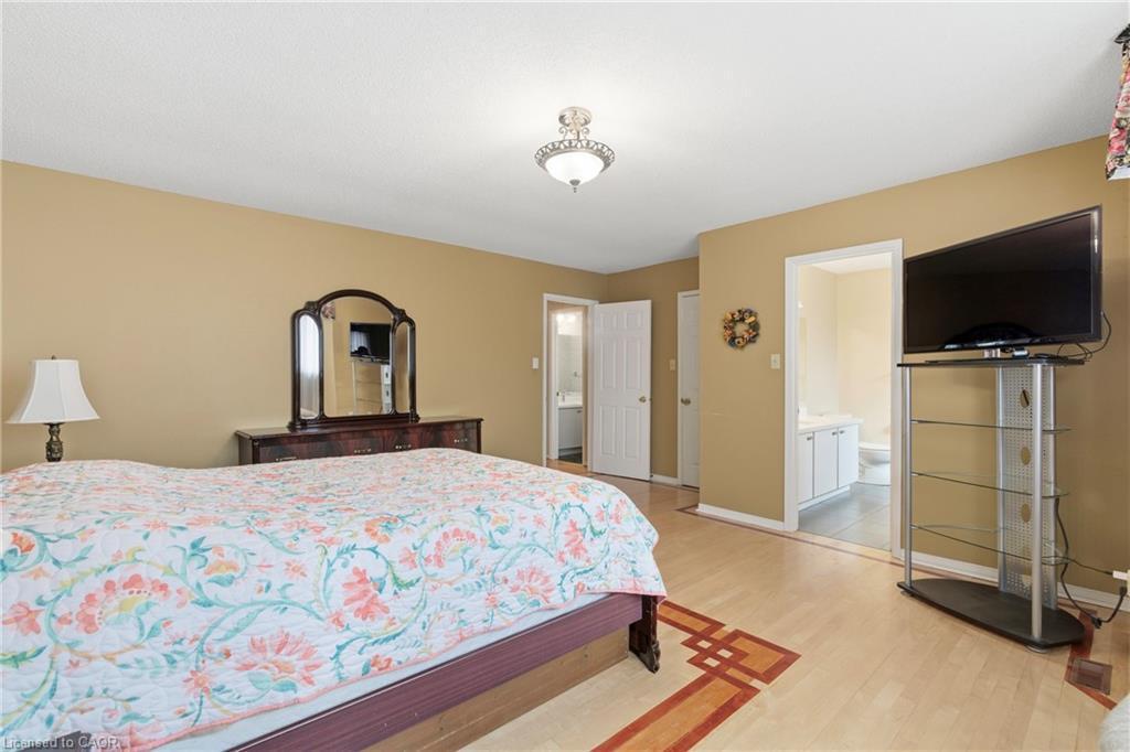 3372 Bobwhite Mews, Mississauga, ON - Indoor Photo Showing Bedroom