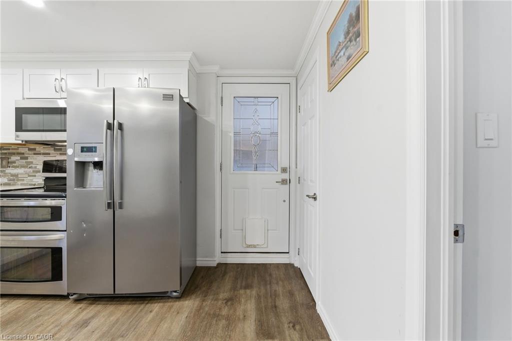 85 Rice Road, Welland, ON - Indoor Photo Showing Kitchen