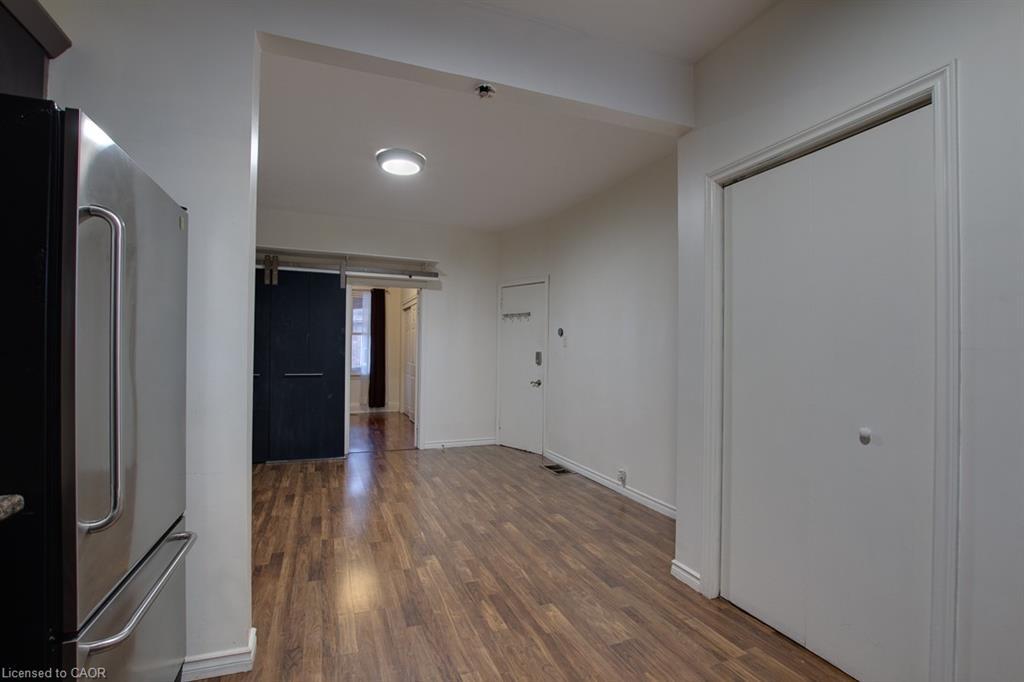 Main Level-193 Emerald Street N, Hamilton, ON - Indoor Photo Showing Other Room