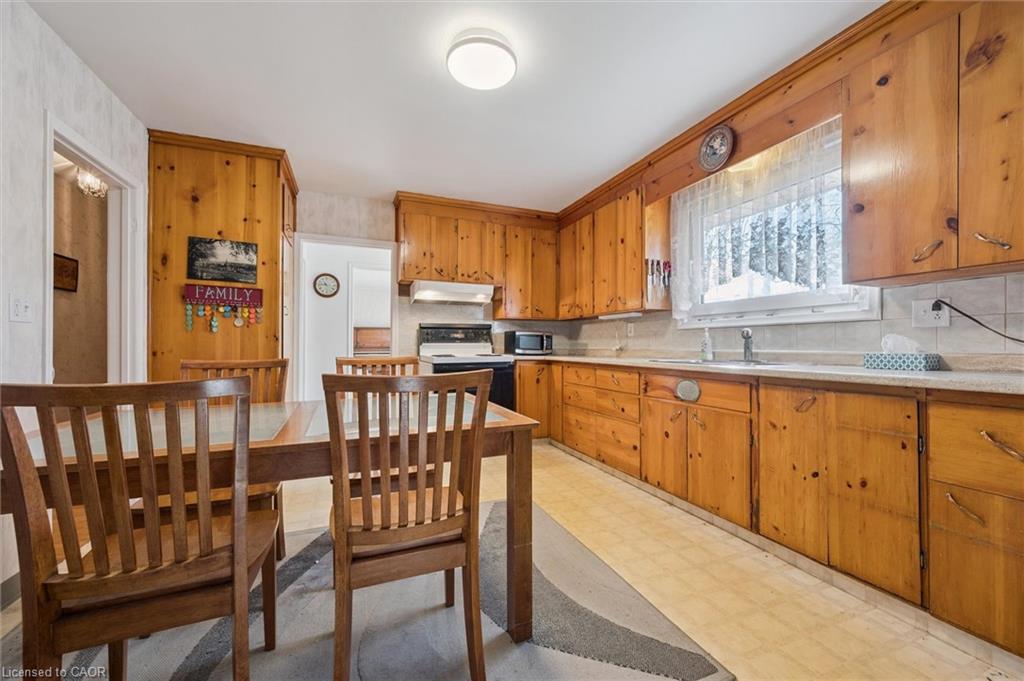 366 Holly Street, Waterloo, ON - Indoor