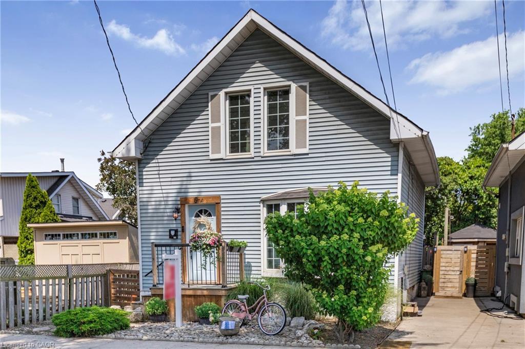 1 Mareve Avenue, Hamilton, ON - Outdoor