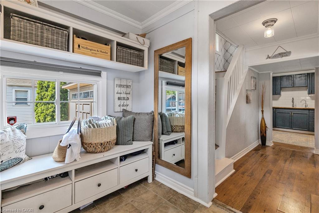 1 Mareve Avenue, Hamilton, ON - Indoor