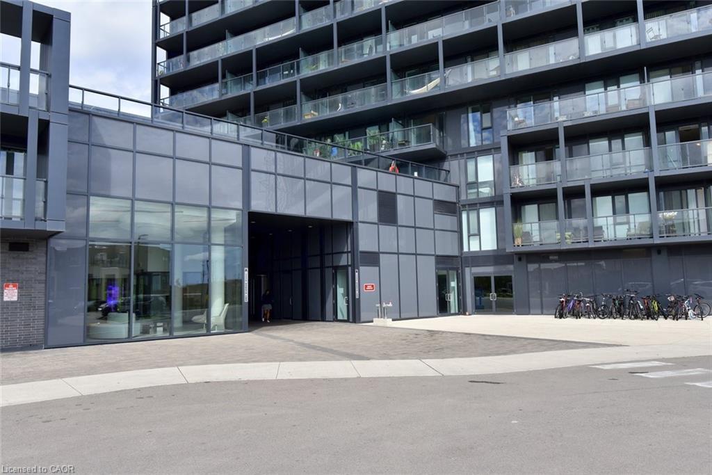 B1006-3200 Dakota Common, Burlington, ON - Outdoor