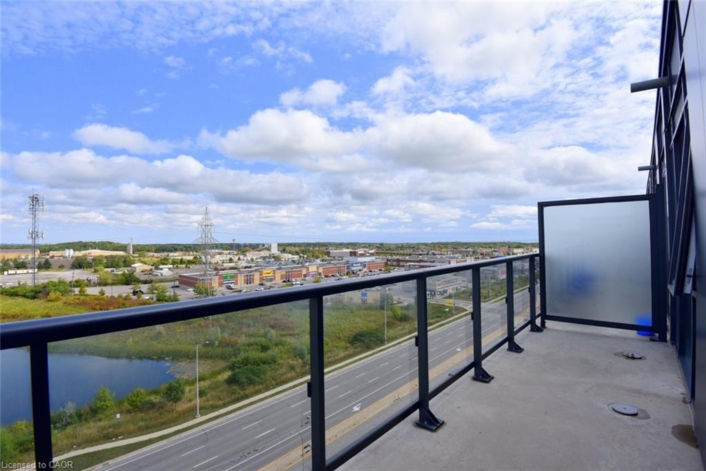 B1006-3200 Dakota Common, Burlington, ON - Outdoor With View
