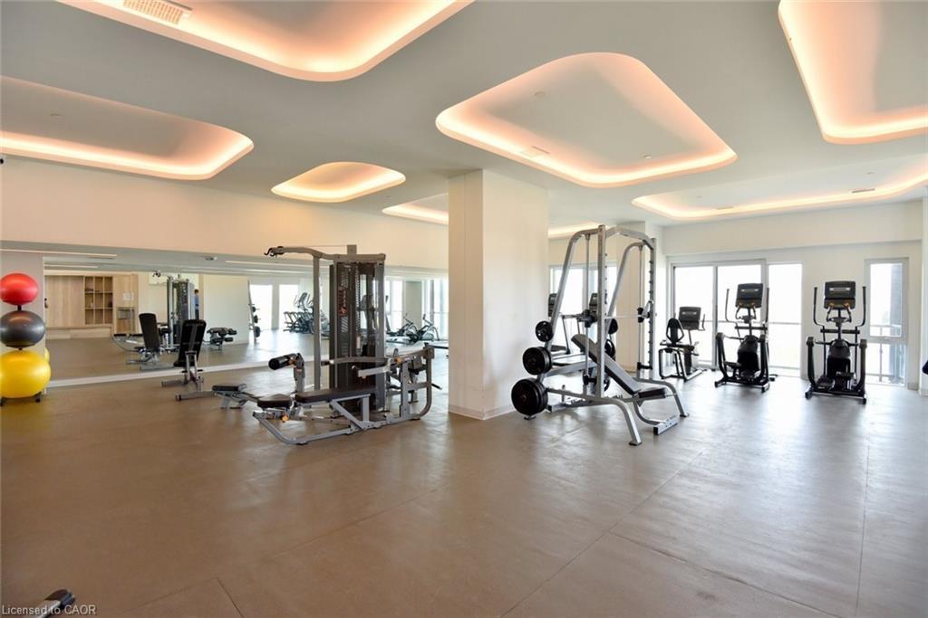 B1006-3200 Dakota Common, Burlington, ON - Indoor Photo Showing Gym Room