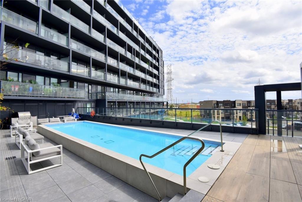 B1006-3200 Dakota Common, Burlington, ON - Outdoor With In Ground Pool