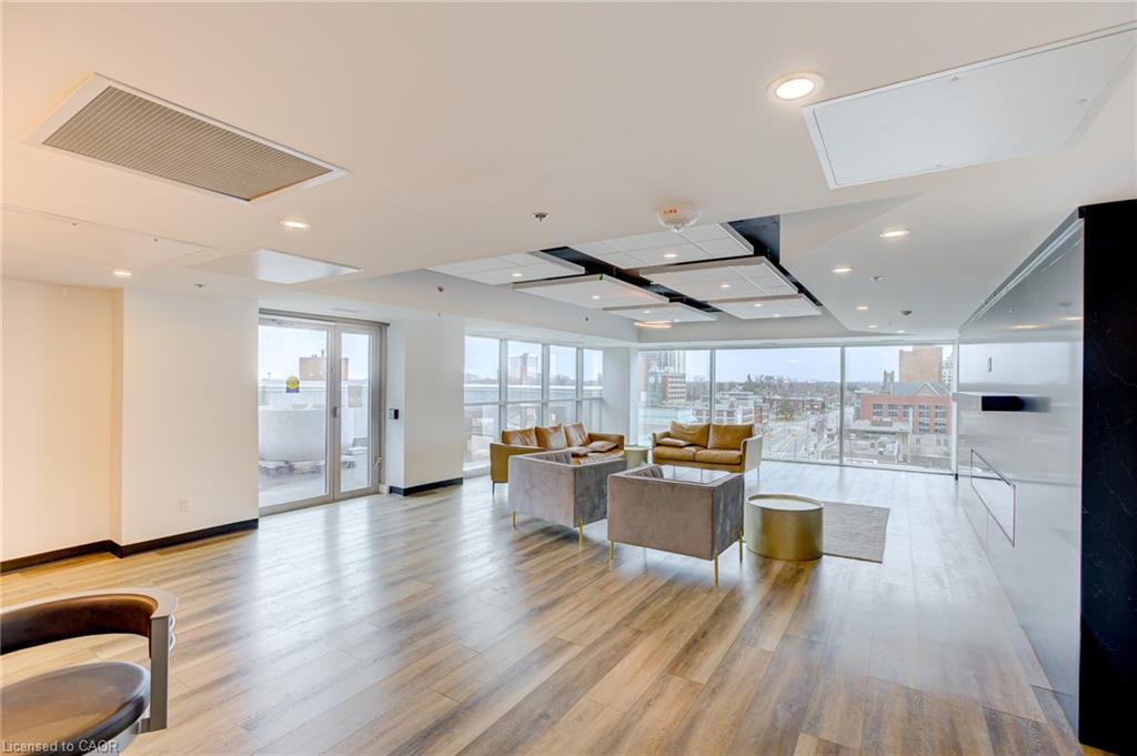 2404-60 Frederick Street, Kitchener, ON - Indoor Photo Showing Other Room