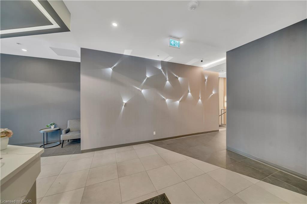 2404-60 Frederick Street, Kitchener, ON - Indoor Photo Showing Other Room