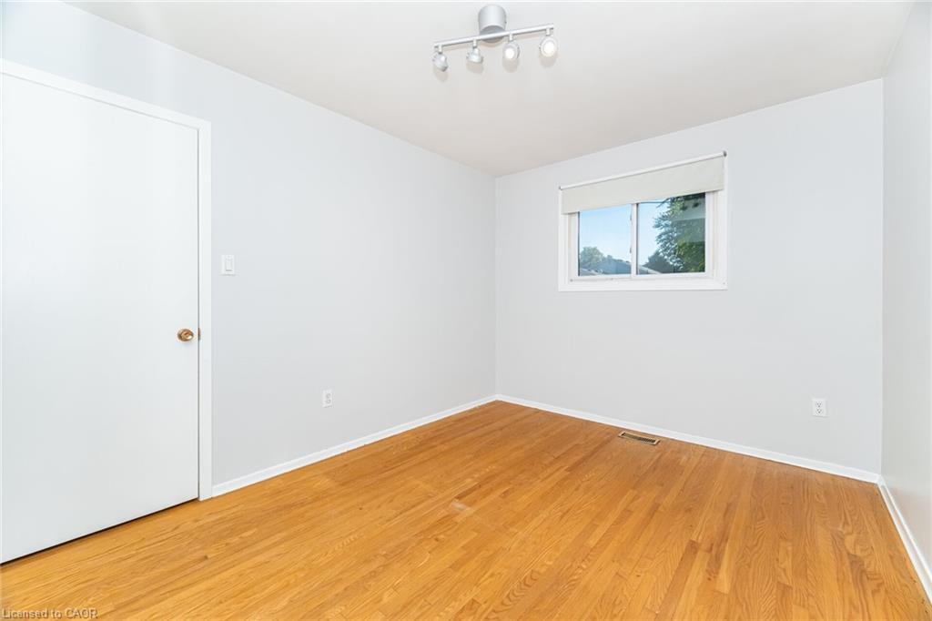 7 Maitland Avenue, Hamilton, ON - Indoor Photo Showing Other Room