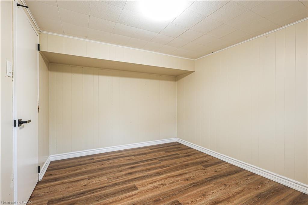 39 Carousel Avenue, Hamilton, ON - Indoor Photo Showing Other Room