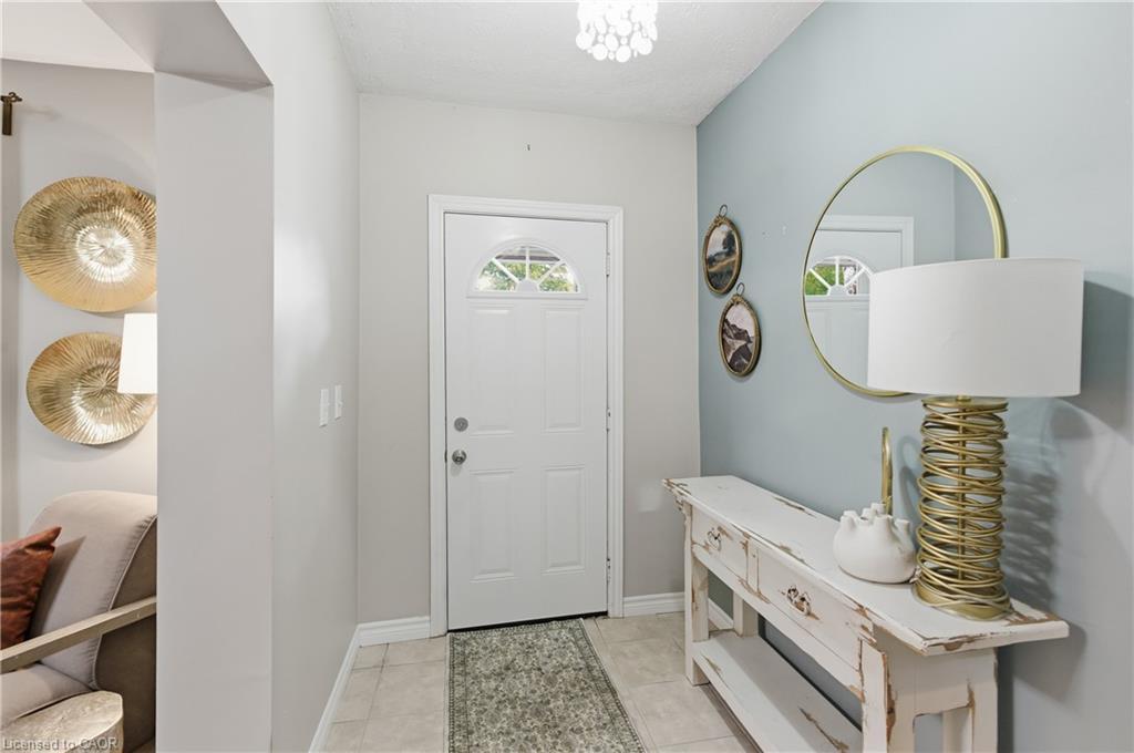 190 Wood Street E, Hamilton, ON - Indoor Photo Showing Other Room