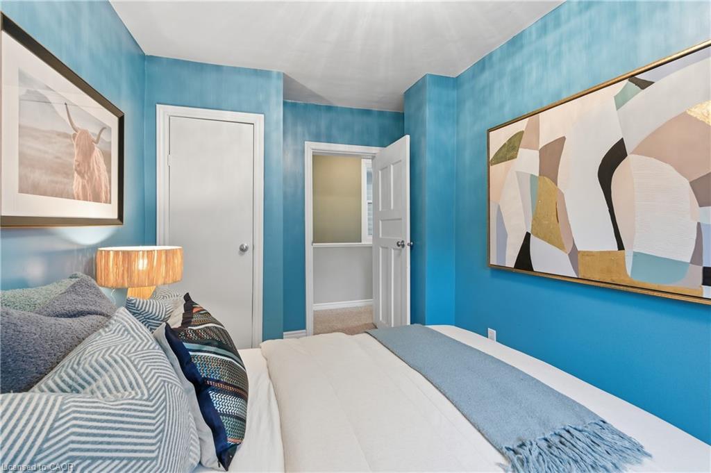 190 Wood Street E, Hamilton, ON - Indoor Photo Showing Bedroom