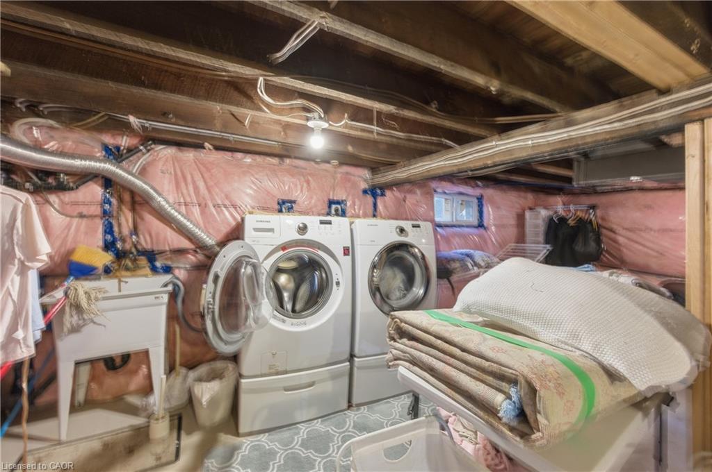 190 Wood Street E, Hamilton, ON - Indoor Photo Showing Laundry Room