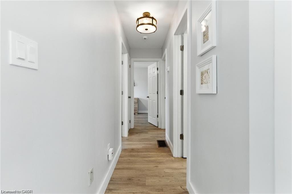 19 Wallace Place, Caledonia, ON - Indoor Photo Showing Other Room