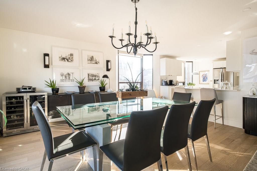 900-49 Robinson Street, Hamilton, ON - Indoor Photo Showing Dining Room