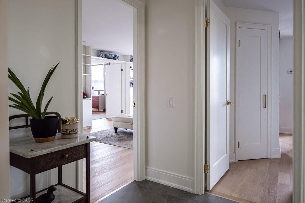 900-49 Robinson Street, Hamilton, ON - Indoor Photo Showing Other Room