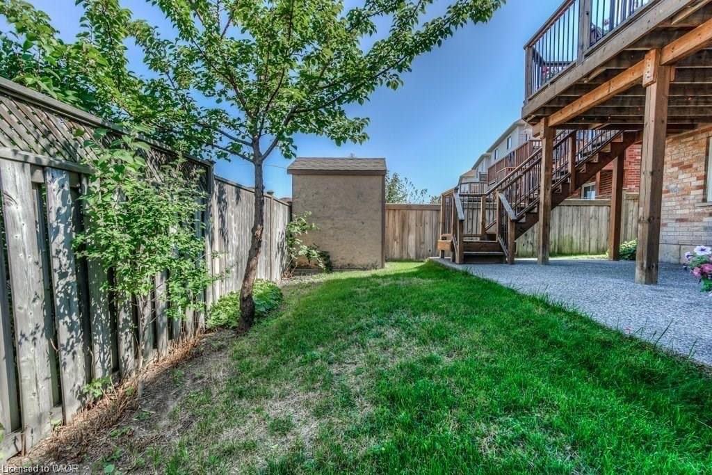 580 Activa Avenue, Kitchener, ON - Outdoor