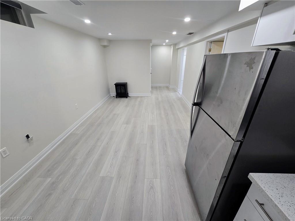 147 Langlaw Street, Cambridge, ON - Indoor
