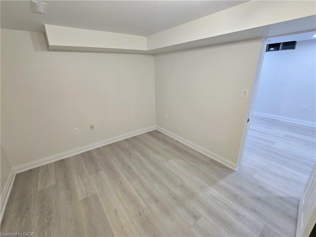 147 Langlaw Street, Cambridge, ON - Indoor Photo Showing Other Room