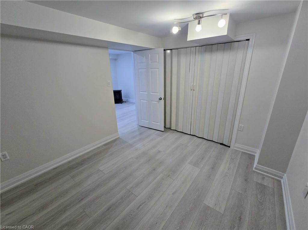 147 Langlaw Street, Cambridge, ON - Indoor Photo Showing Other Room