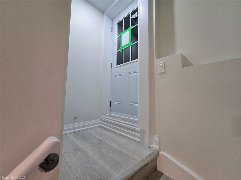 147 Langlaw Street, Cambridge, ON - Indoor Photo Showing Other Room