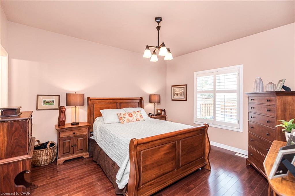13 Mulligan Trail, Hamilton, ON - Indoor Photo Showing Bedroom