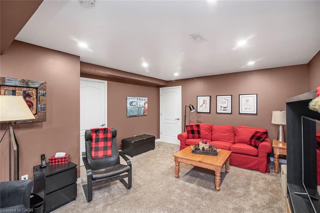 13 Mulligan Trail, Hamilton, ON - Indoor Photo Showing Basement