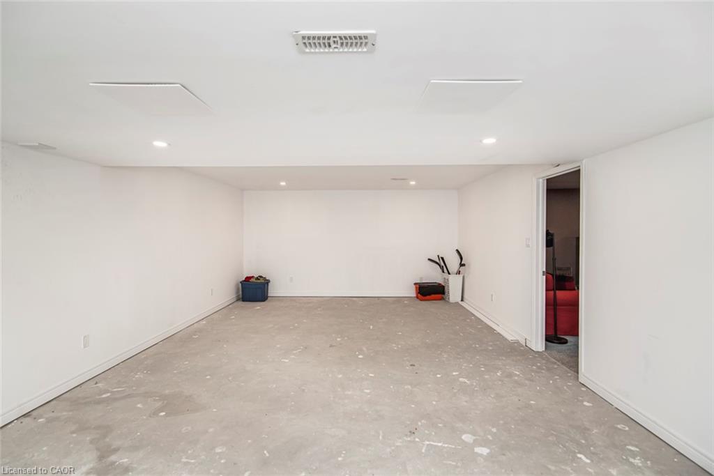 13 Mulligan Trail, Hamilton, ON - Indoor