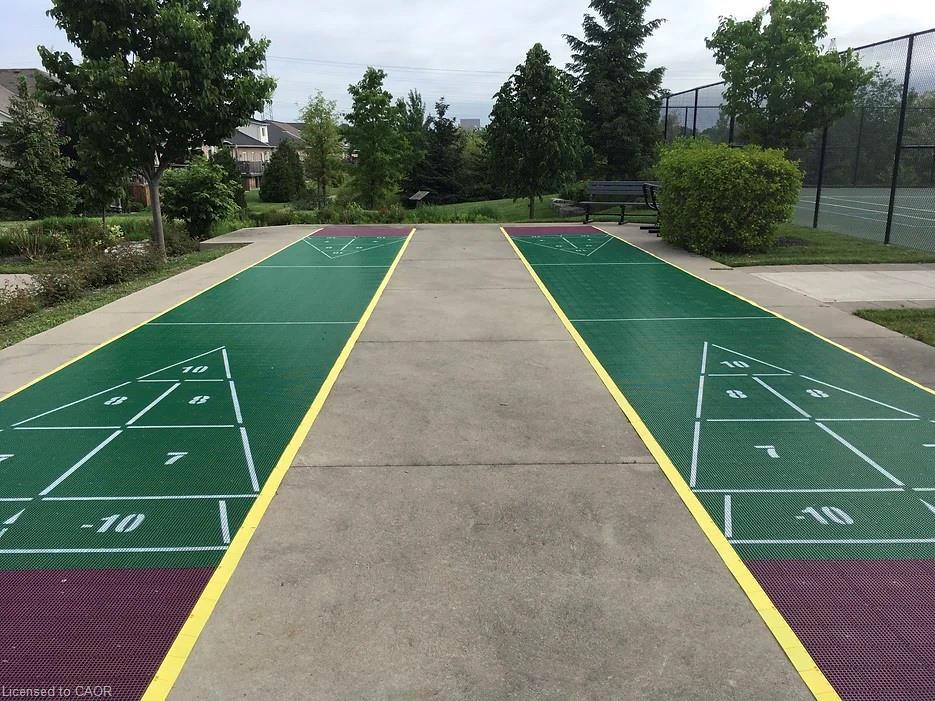 13 Mulligan Trail, Hamilton, ON - Outdoor