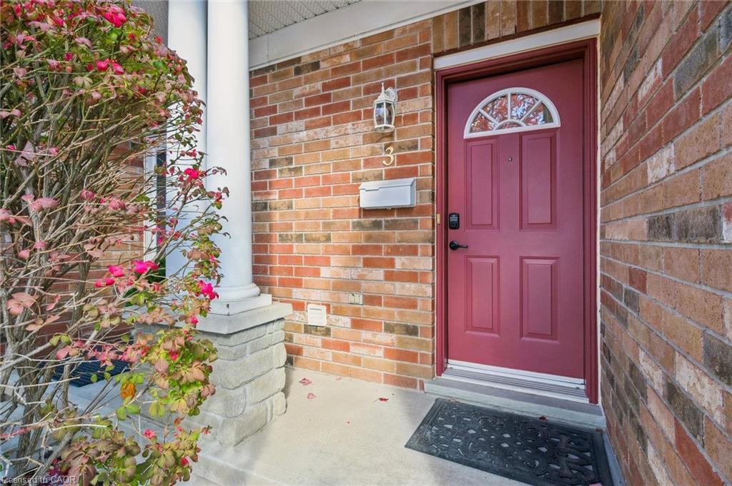 3-151 Clairfields Drive, Guelph, ON - Outdoor With Exterior