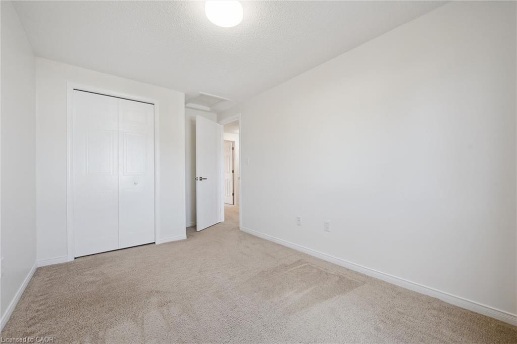 3-151 Clairfields Drive, Guelph, ON - Indoor Photo Showing Other Room