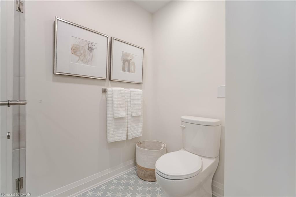 3150 Bentworth Drive, Burlington, ON - Indoor Photo Showing Bathroom