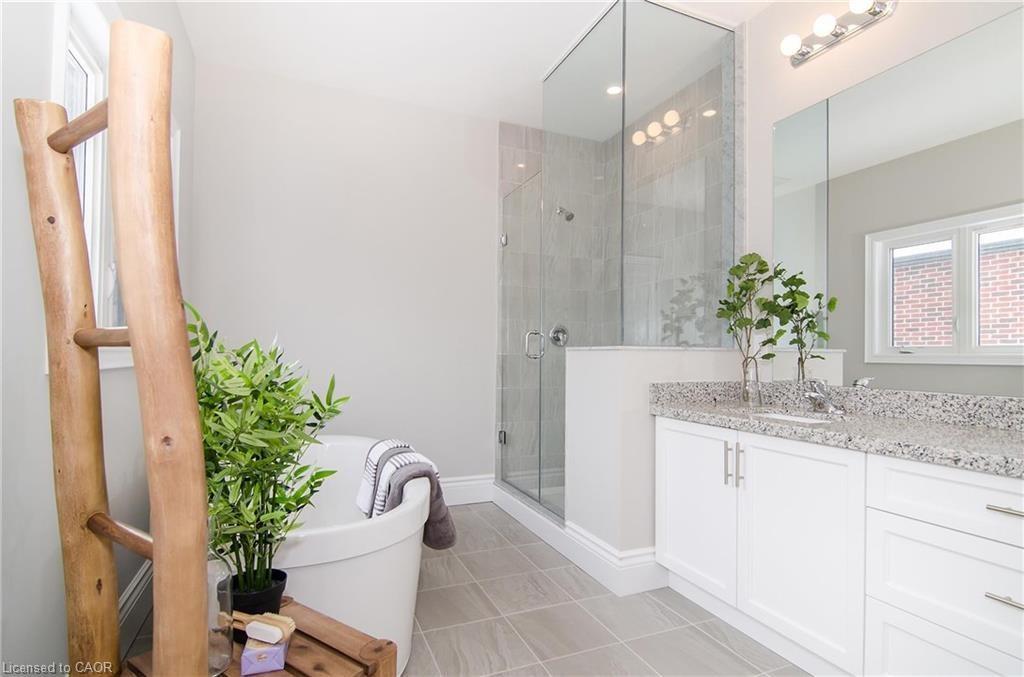 Lot 11 Miller Drive, Hamilton, ON - Indoor Photo Showing Bathroom