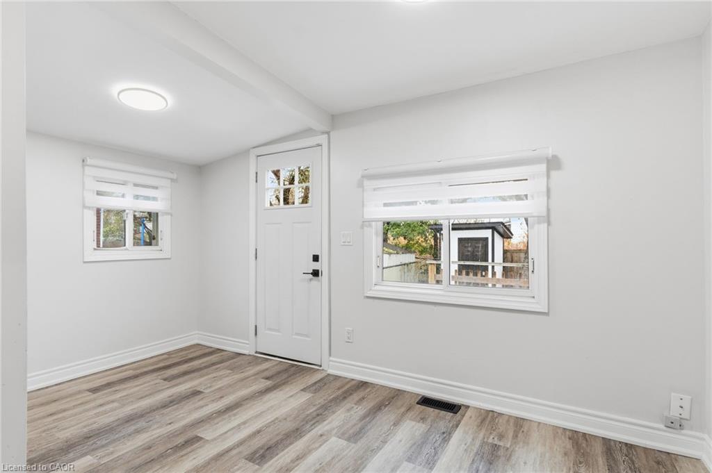 71 Glendale Avenue N, Hamilton, ON - Indoor Photo Showing Other Room