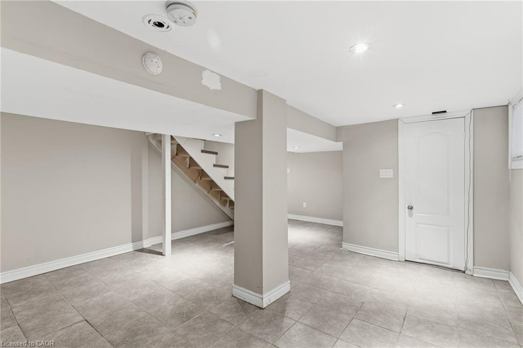 71 Glendale Avenue N, Hamilton, ON - Indoor Photo Showing Other Room