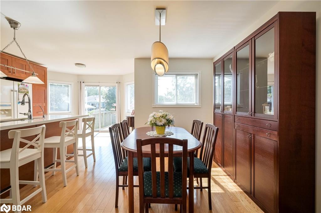 12 Langevin Drive, Wasaga Beach, ON - Indoor Photo Showing Dining Room