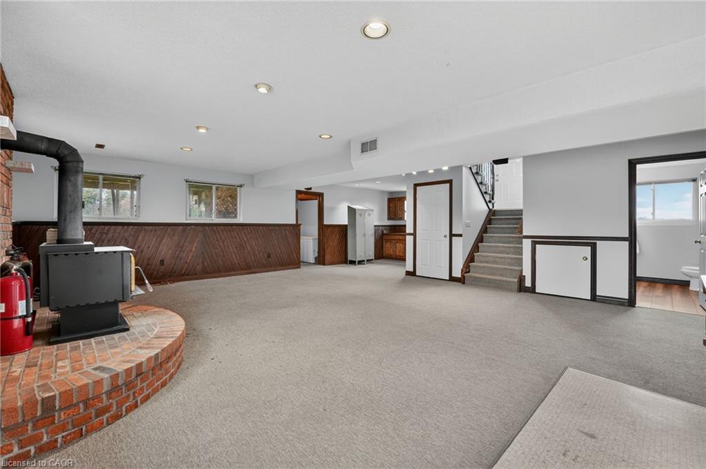 713 Haldimand Rd 17, Dunnville, ON - Indoor