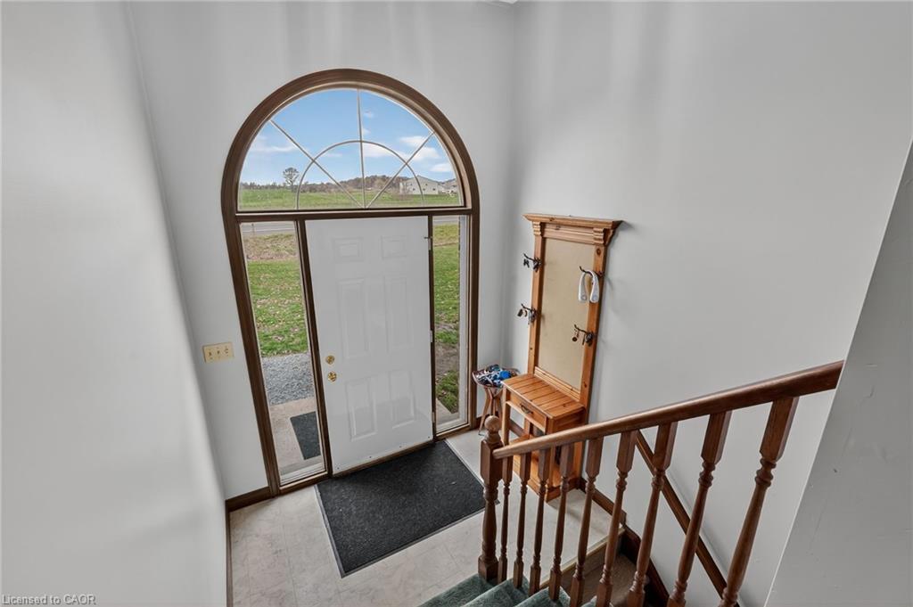713 Haldimand Rd 17, Dunnville, ON - Indoor Photo Showing Other Room